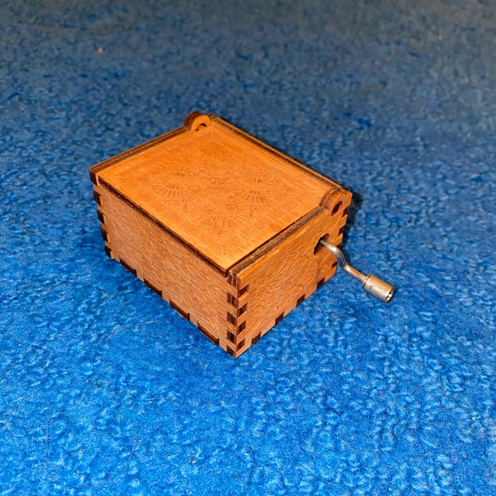 Harry potter hedwigs theme wind music box